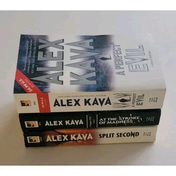 3 Alex Kava Paperback Books A Perfect Evil Split Second At The Stroke Of Madness - Picture 2 of 5